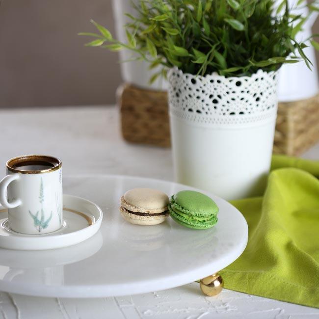 Akayev Marble White 30 Cm Round Serving Plate with Gold Bead Legs