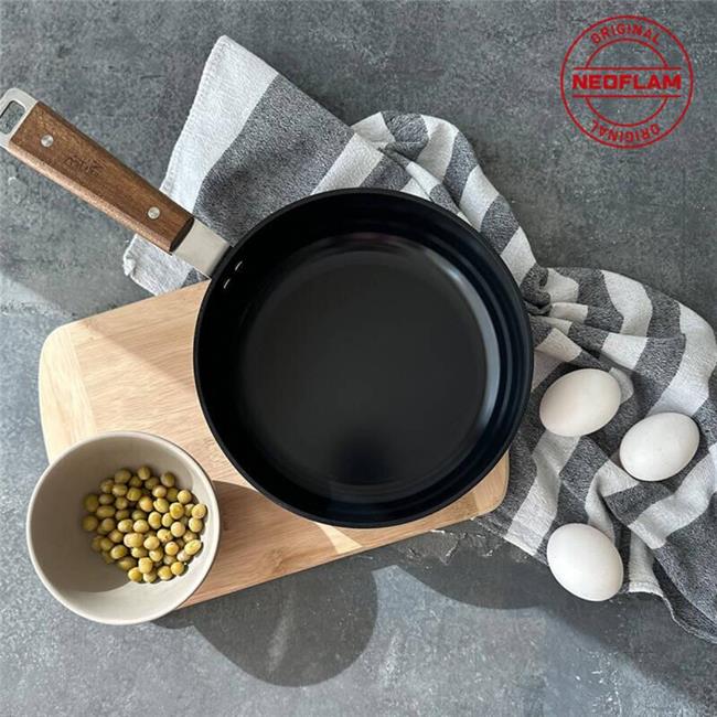 Neoflam Bien de aluminio fundido Wok Wok Wok Black 20cm