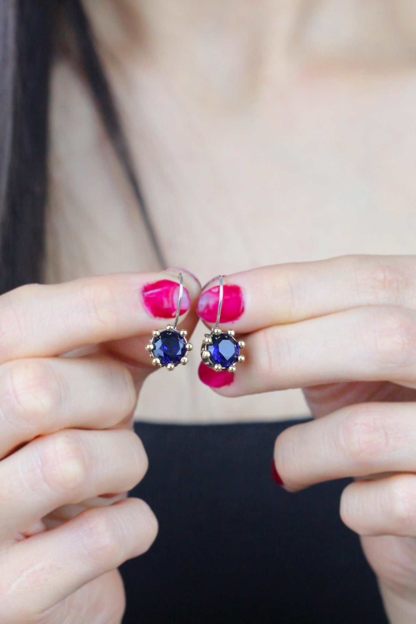 925 Sterling Silver Authentic Root Sapphire Stone Women's Earrings – Handcrafted Flower Design - Exporgin - Global Shopping Site