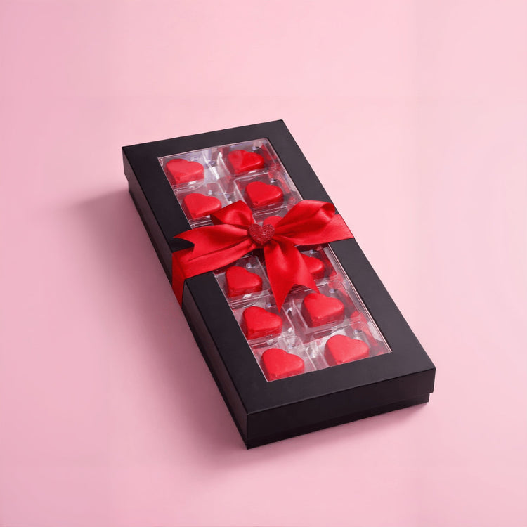 ChocChic Luxury Dubai Chocolate Bar 12 Heart Shaped Milk Chocolates Romantic Gift Box - Exporgin | Türkiye Comes to You