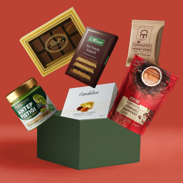 Christmas Gift Set with Candied Chestnuts – Turkish Coffee, Pistachio Cream & Chocolates (Medium) - Exporgin | Türkiye Comes to You