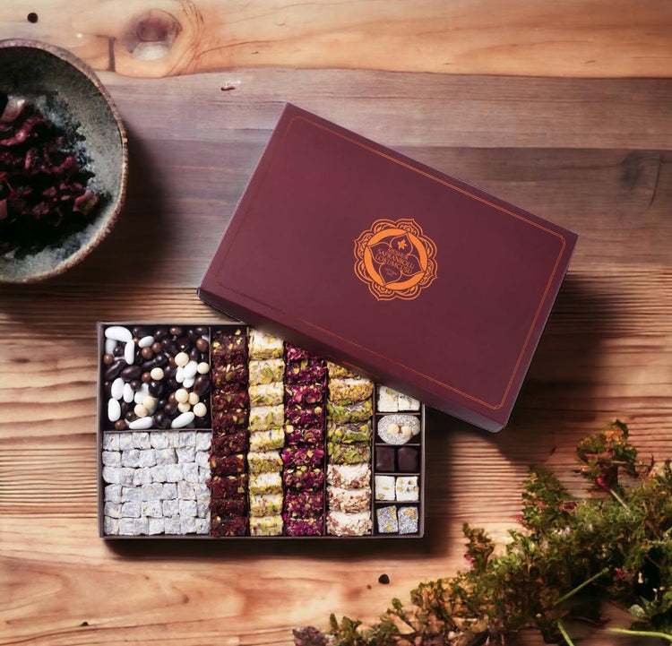 Deluxe Assorted Turkish Delight in Premium Gift Box – 1200g (42.32 oz) - Exporgin | Türkiye Comes to You
