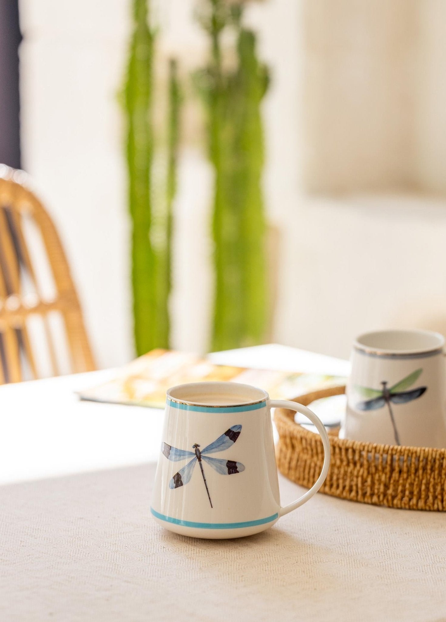 Dragonfly Blue Porcelain Mug KPA0260 340 cc - Exporgin - Global Shopping Site