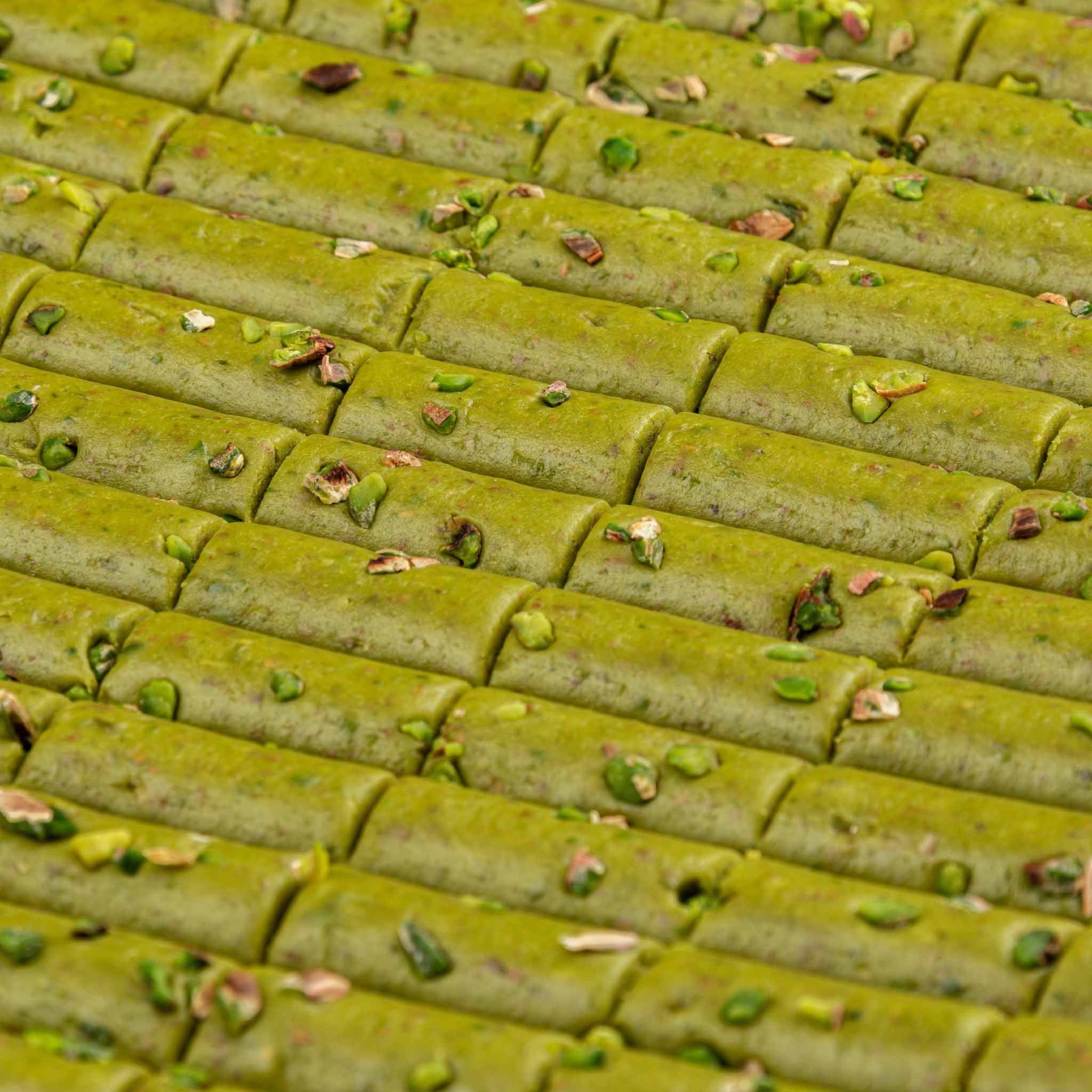 Elmacıpazarı Güllüoğlu – Antep Pistachio Marzipan – Soft and Nutty 500g (17.63 oz) - Exporgin - Global Shopping Site