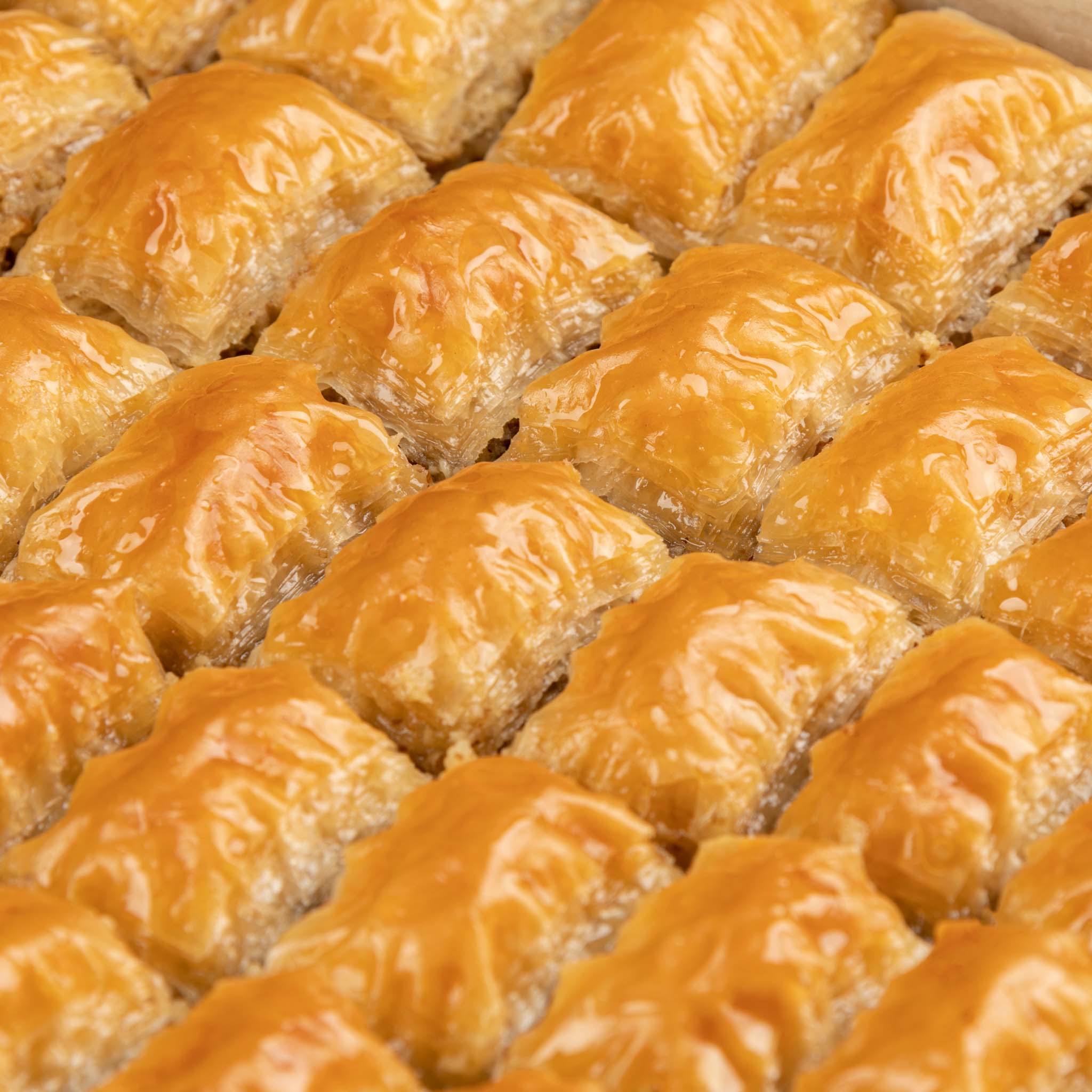 Elmacıpazarı Güllüoğlu – Walnut Baklava - Exporgin - Global Shopping Site