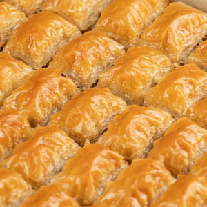 Elmacıpazarı Güllüoğlu – Walnut Baklava - Exporgin - Global Shopping Site