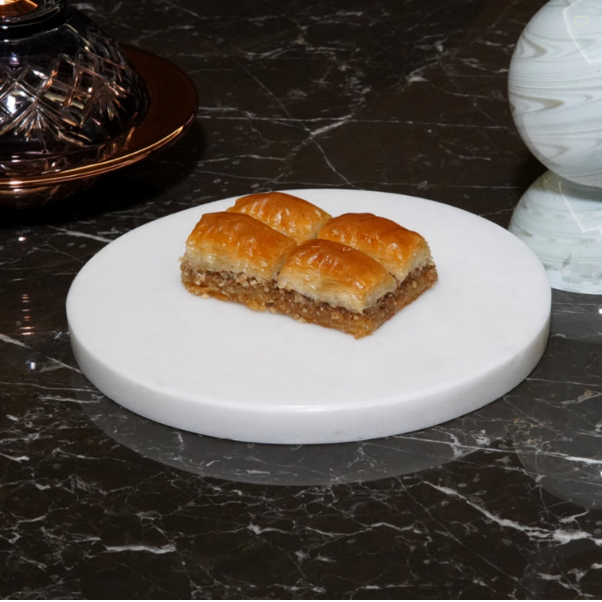 Famous Gaziantep Koçak Walnut Baklava - Traditional Turkish Dessert - Exporgin - Global Shopping Site