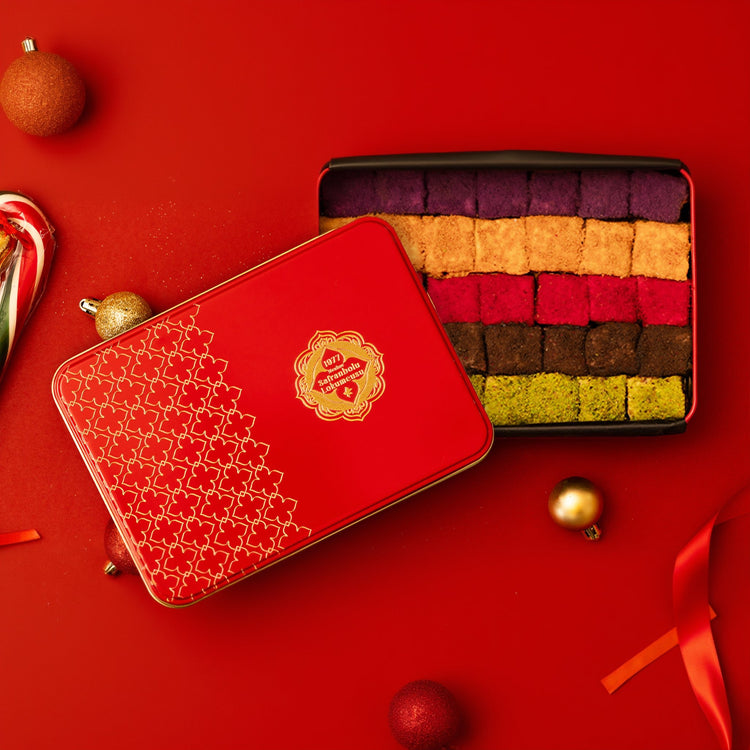 Gold Lux Box Mixed Baklava Turkish Delight - 450g (15.87 oz) - Exporgin | Türkiye Comes to You
