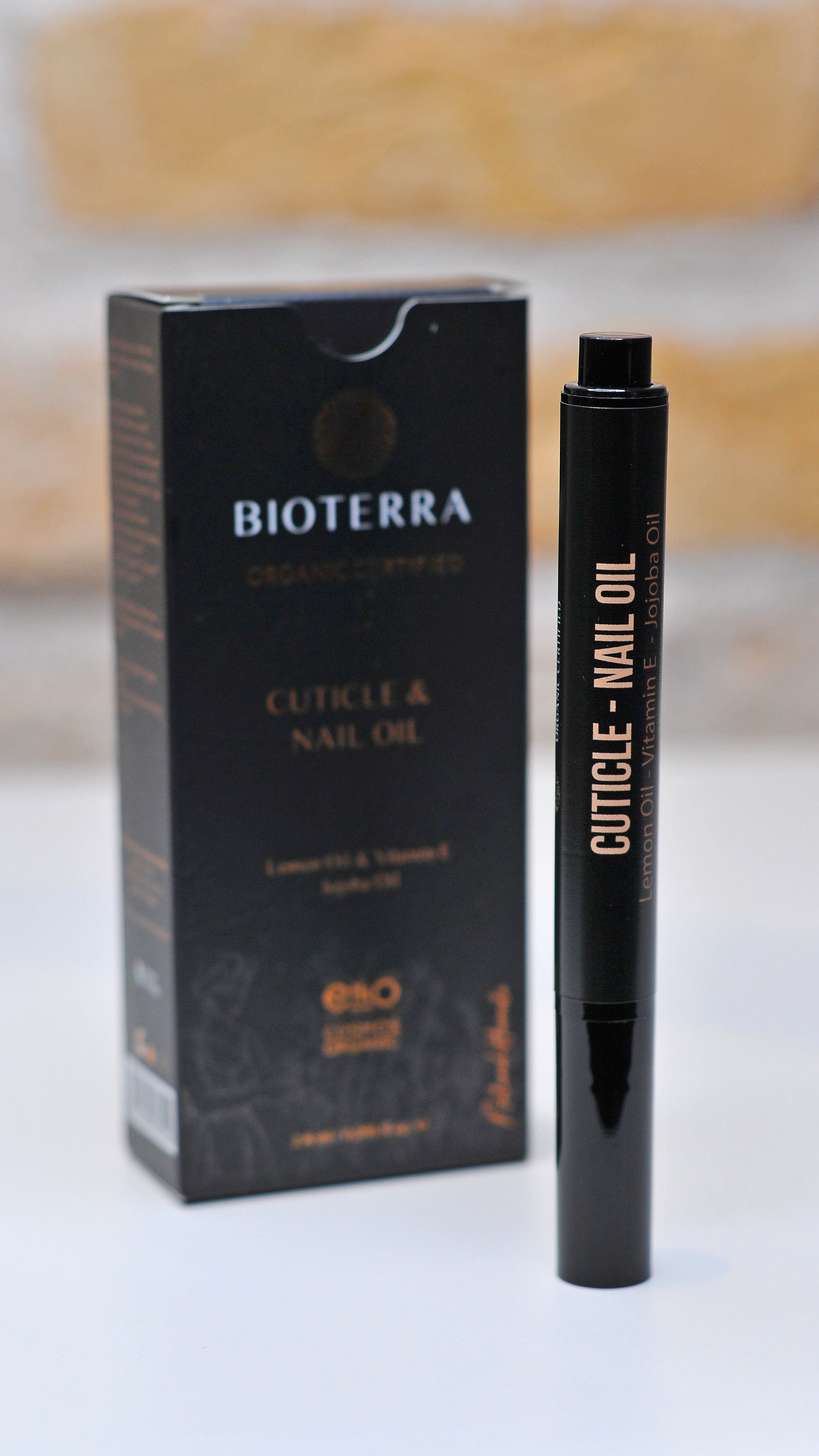 Aceite de cuidado de uñas y cutículas orgánicas de Bioterra 2.8 ml