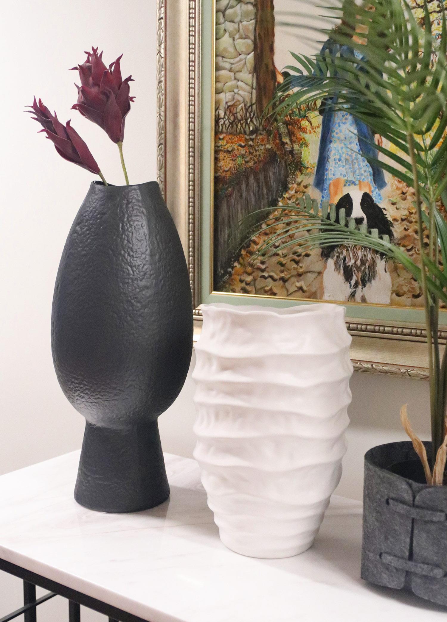 Licia Ceramic Vase Black 20x20x45 cm