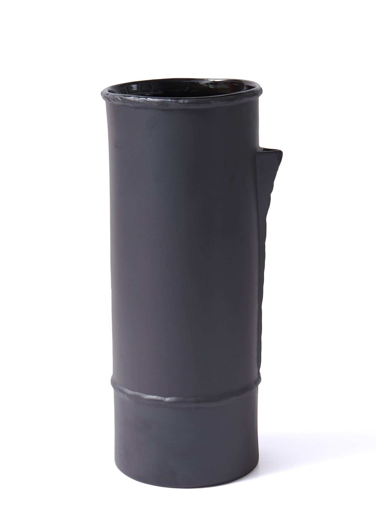 Licia Ceramic Vase Black 18x16x41 cm