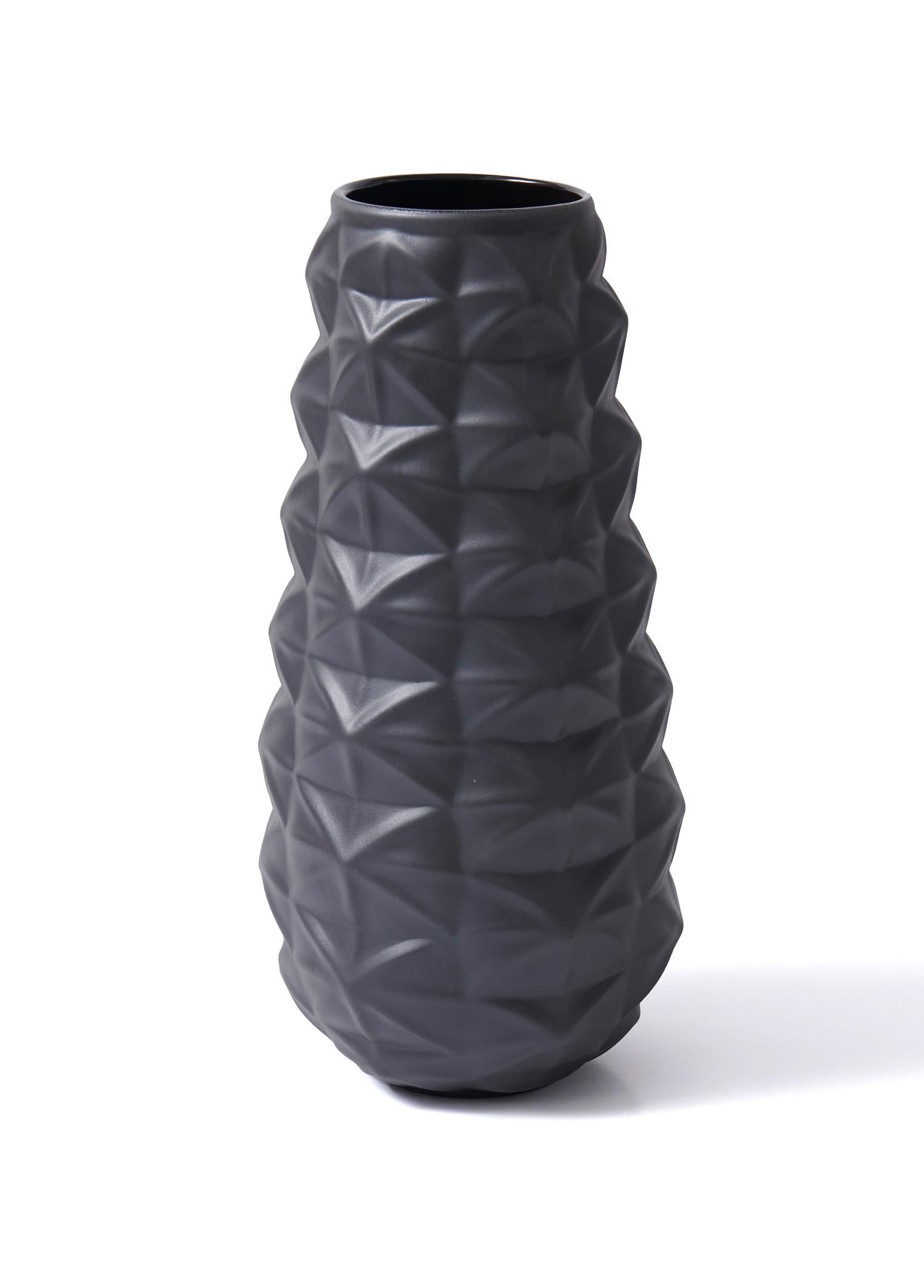 Licia Ceramic Vase Black 17x17x37 cm