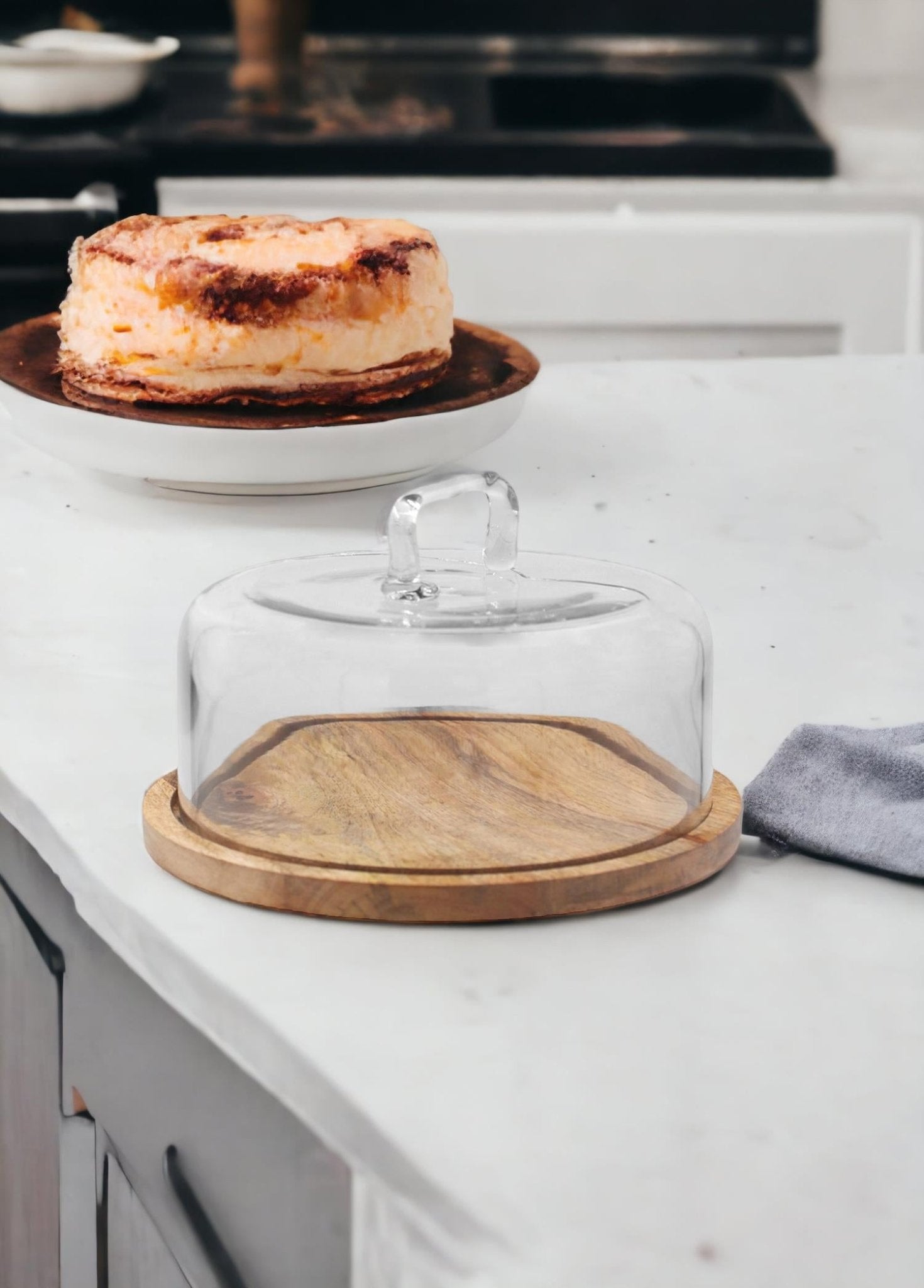 Madera – Round Cake Storage Bowl – Acacia Wood & Glass – 18x30x30 cm - Exporgin | Türkiye Comes to You