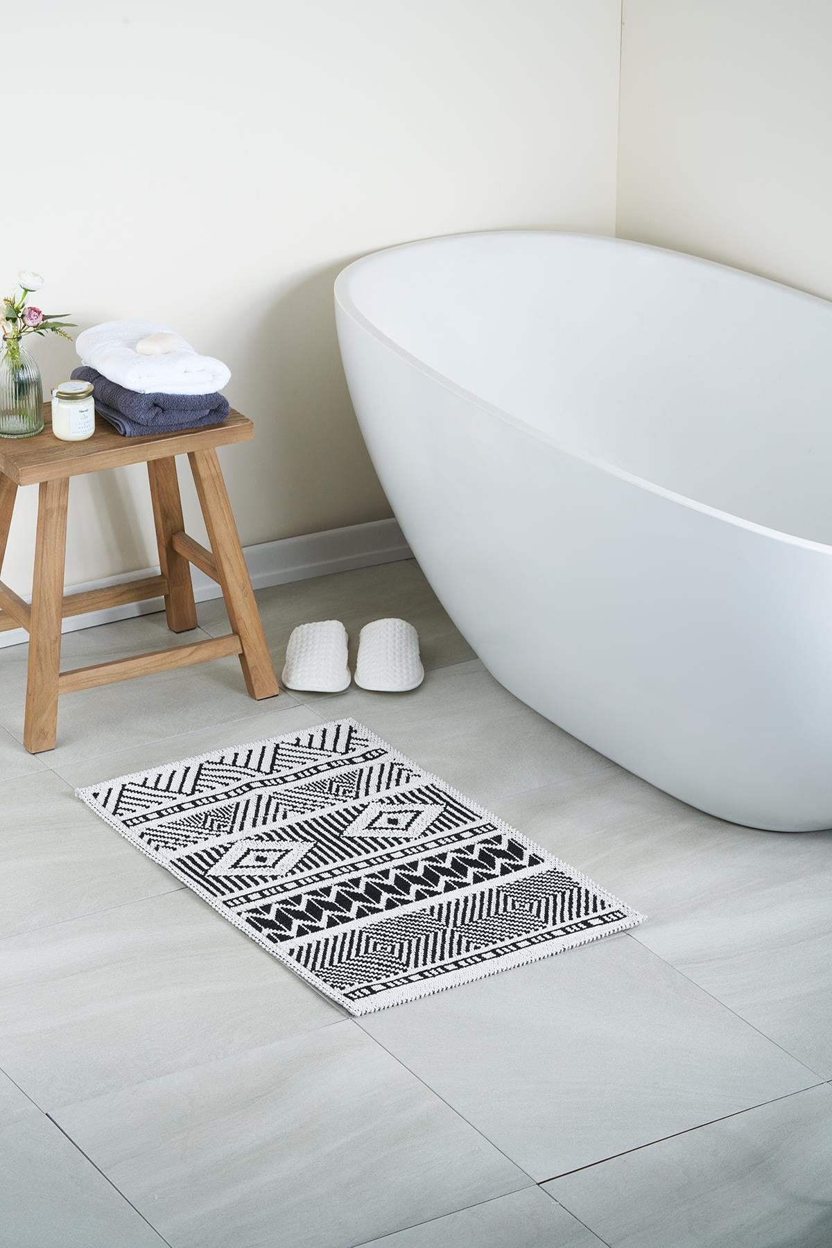 Marina Natural Cotton Bath Mat 50x80 cm - Black