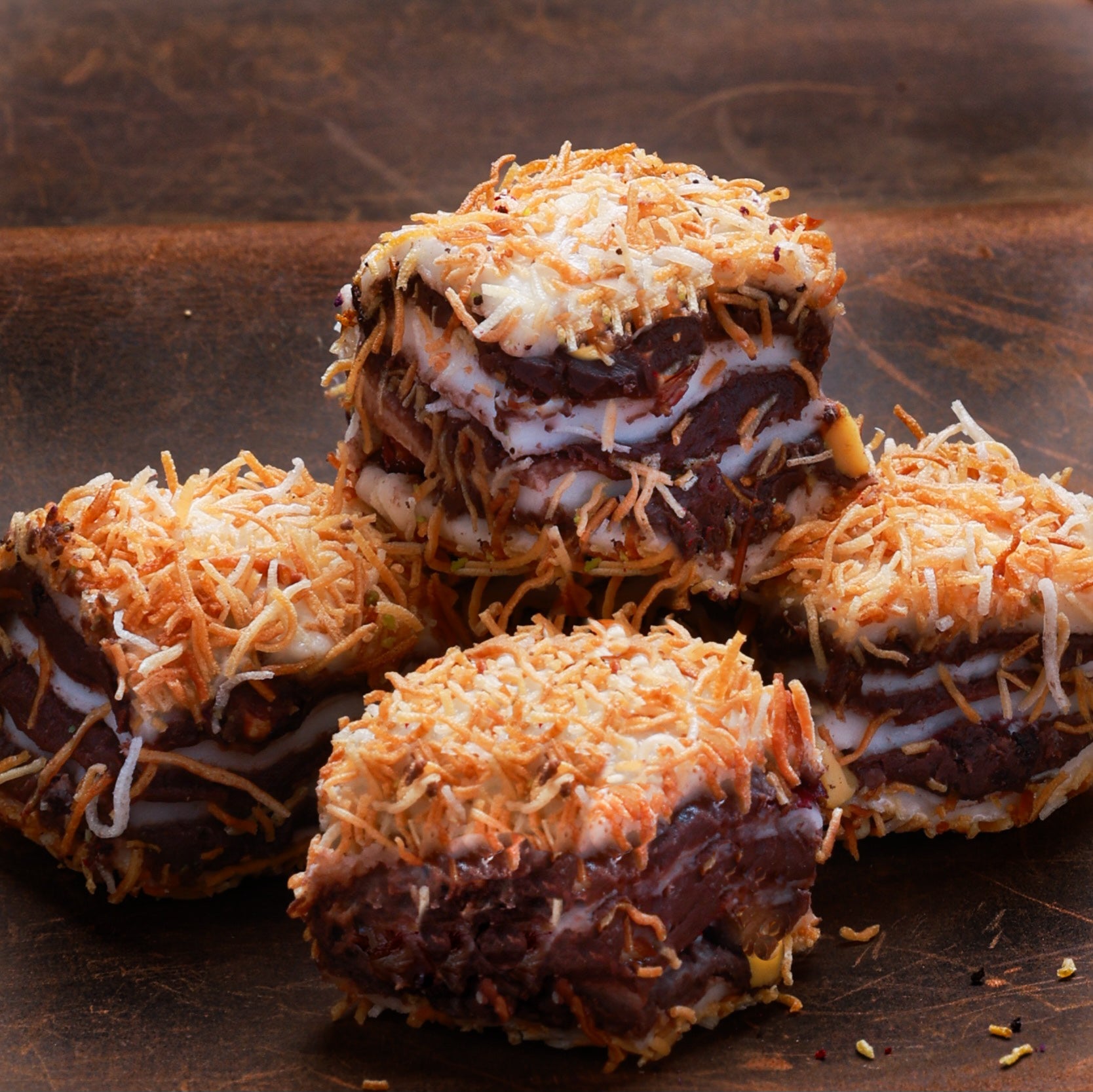 Mixed Baklava Turkish Delight in Metal Box – Pistachio, Oreo, Lotus & Raspberry Flavors - 500g (17.64 oz) - Exporgin - Global Shopping Site