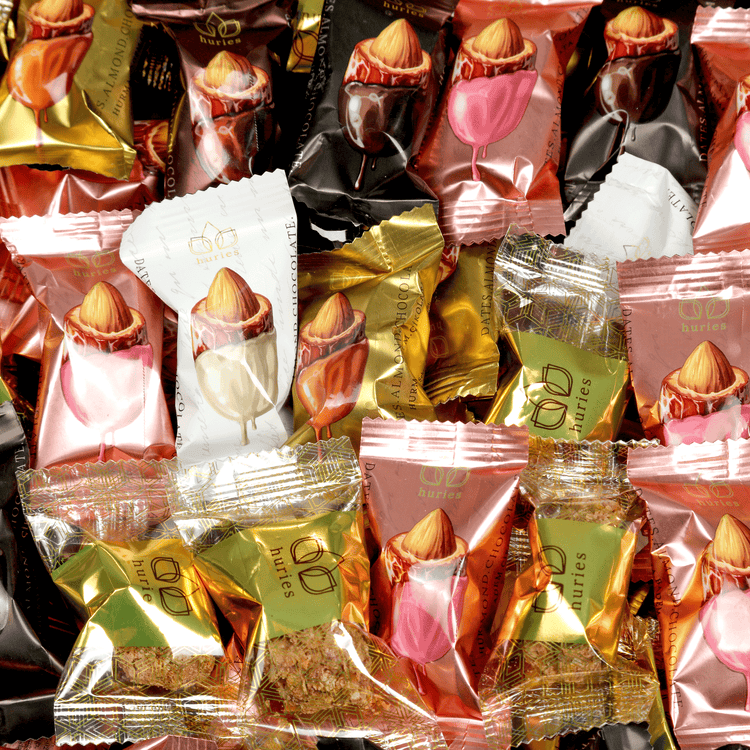 Mixed Chocolate Covered Dates with Almonds 500g (17.64 oz) - Exporgin | Türkiye Comes to You