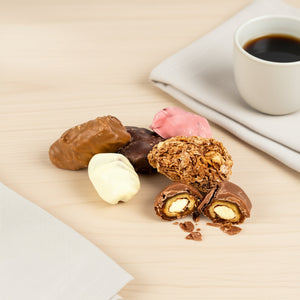 Mixed Chocolate Covered Dates with Almonds 500g (17.64 oz) - Exporgin | Türkiye Comes to You