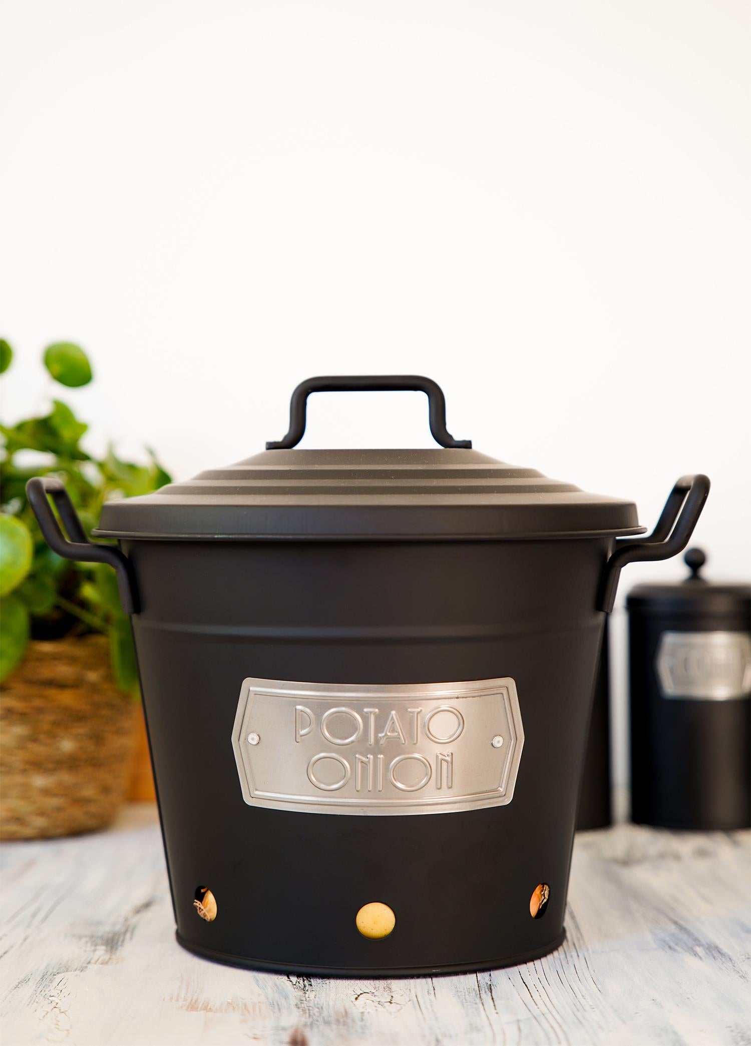 Potato Onion Bucket Black MGL0039