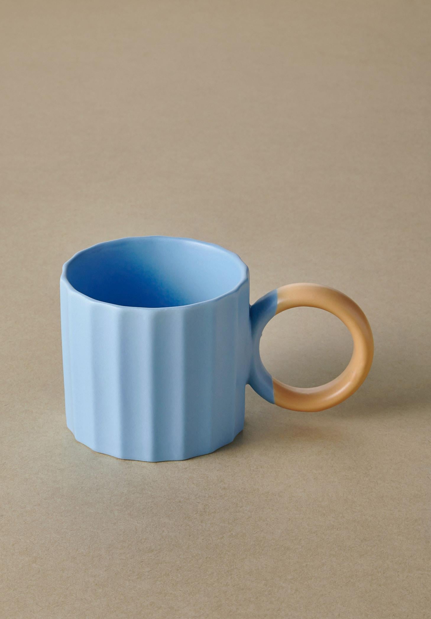 Runden Porcelain Mug Blue 250 ml