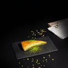 Baklava a fette di carota Şayan - Ricca di pistacchi, senza additivi, tradizionale taglio a triangolo - Exporgin | Türkiye Viene da te