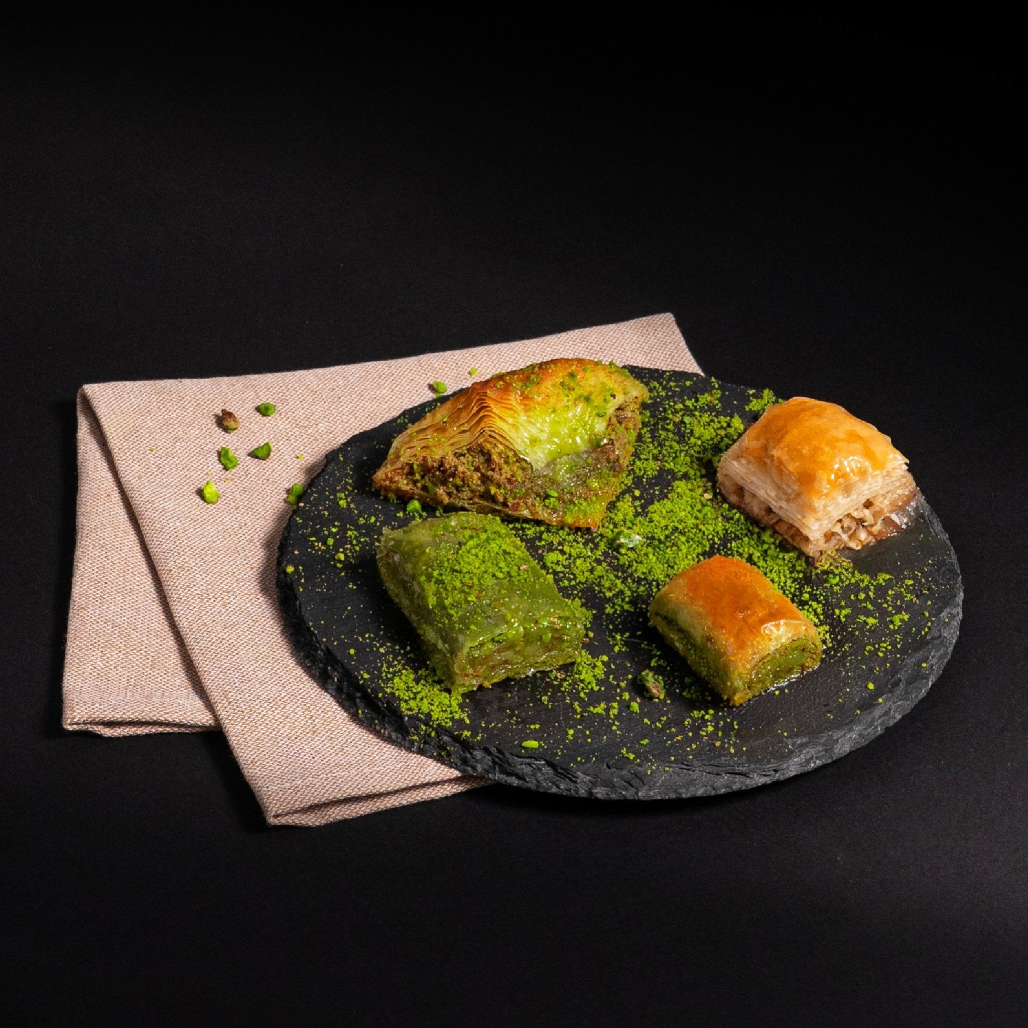 Şayan Kifayet Mixed Baklava 1500g (52.91 oz) - Exporgin | Global Shopping Site