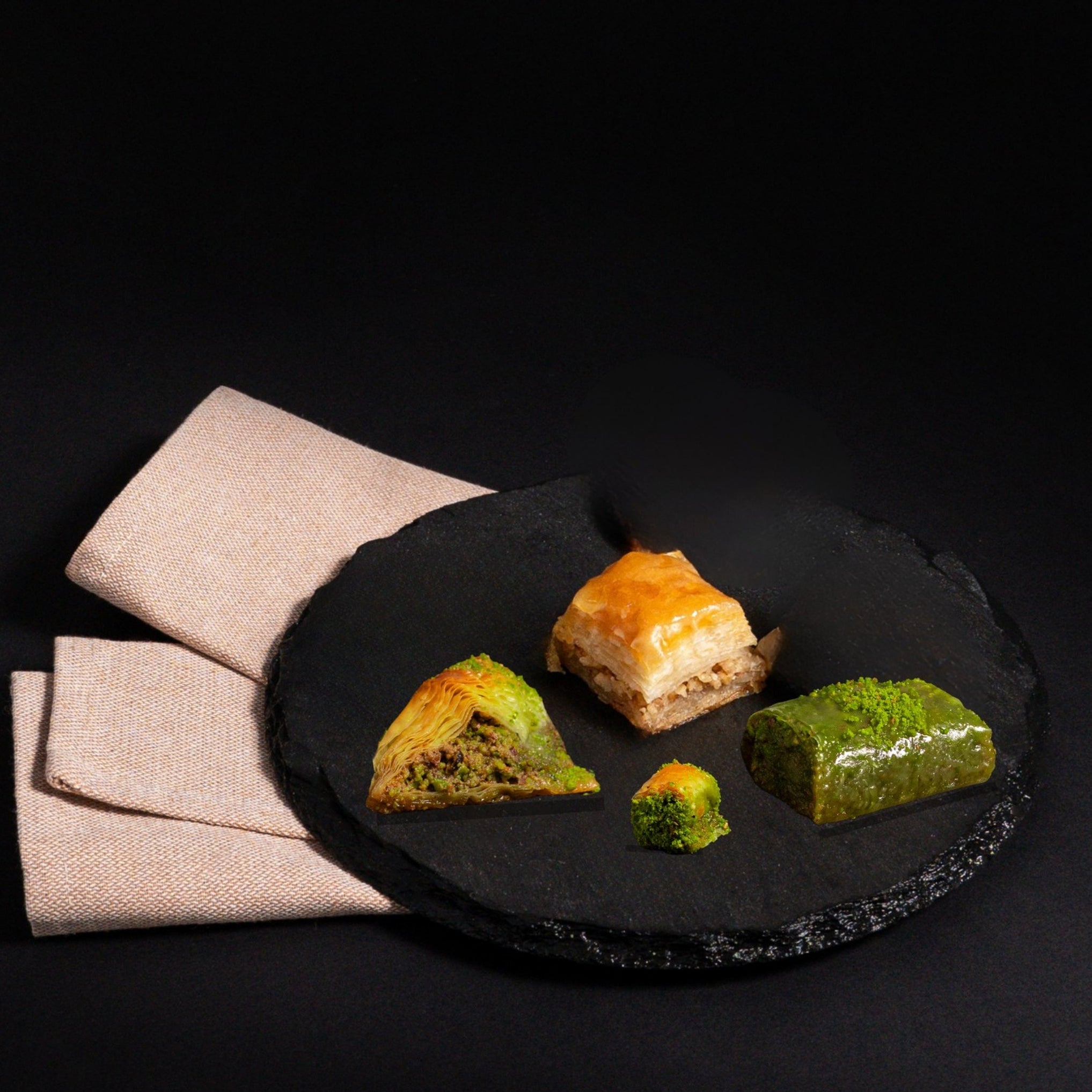 Şayan Kifayet Mixed Baklava 1500g (52.91 oz) - Exporgin | Türkiye Comes to You