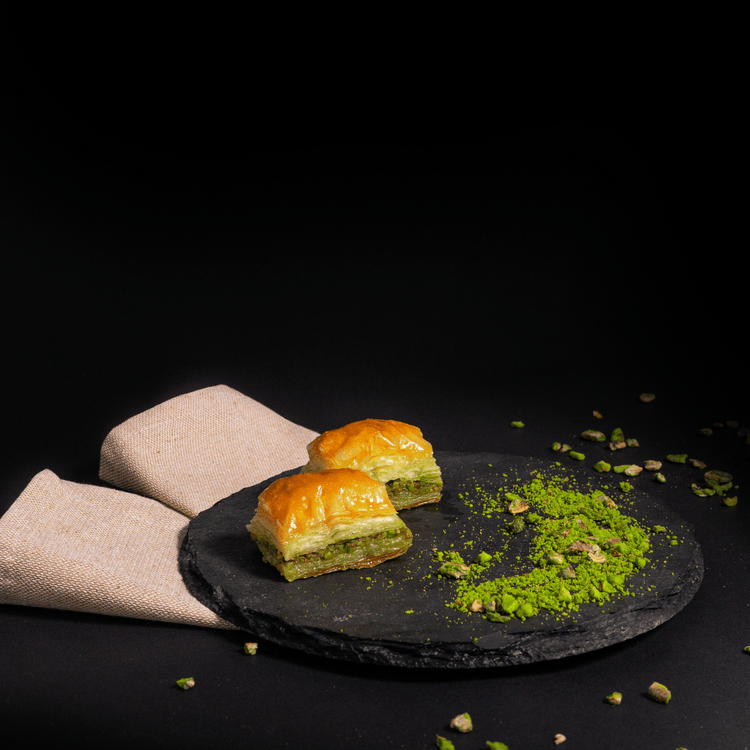 Şayan Pistachio Baklava - Traditional Turkish Recipe - Exporgin | Türkiye Comes to You