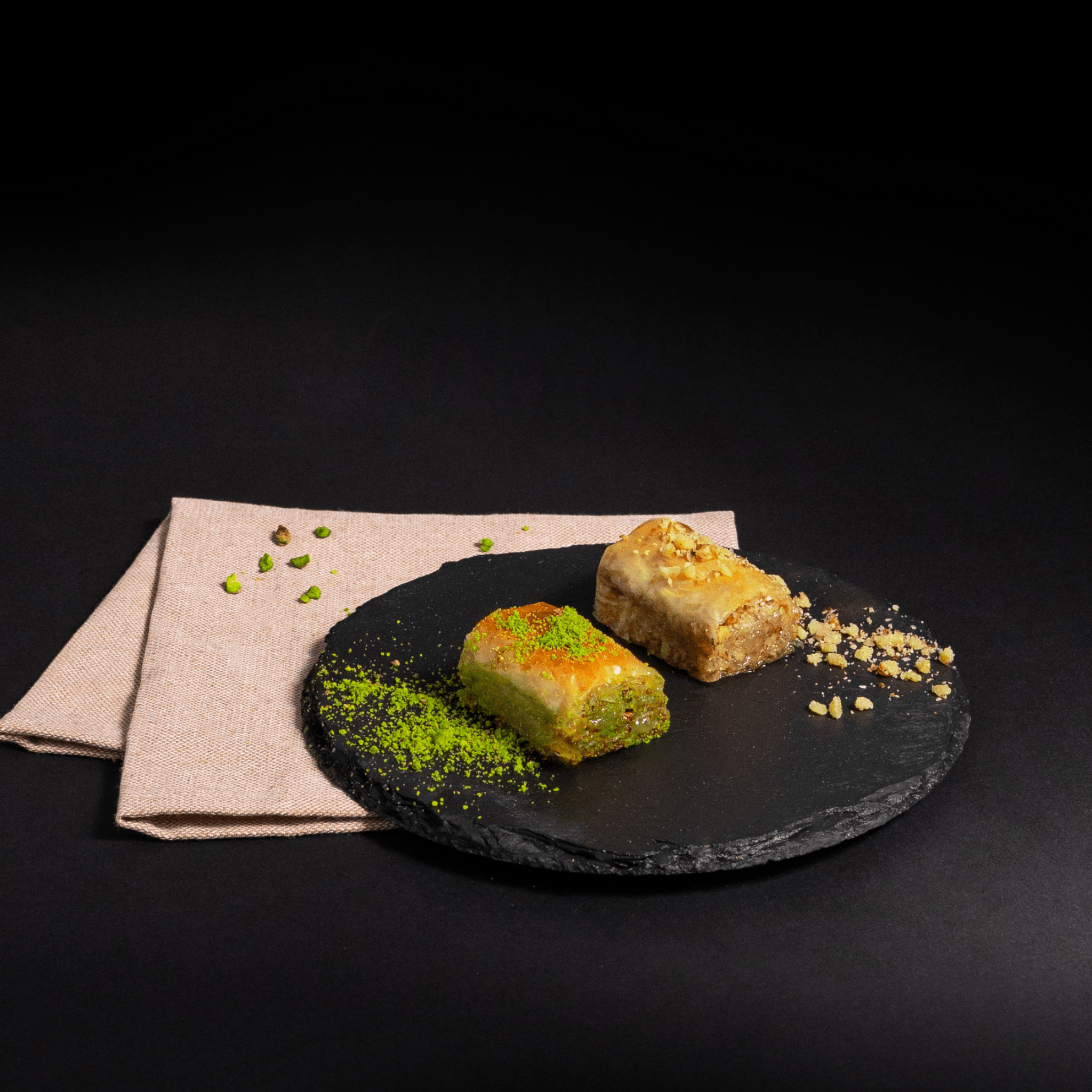 Şayan Special Baklava (Pistachio & Walnut Special Mixed) Traditional & Premium Dessert - 1000g (35.27 oz) - Exporgin | Türkiye Comes to You