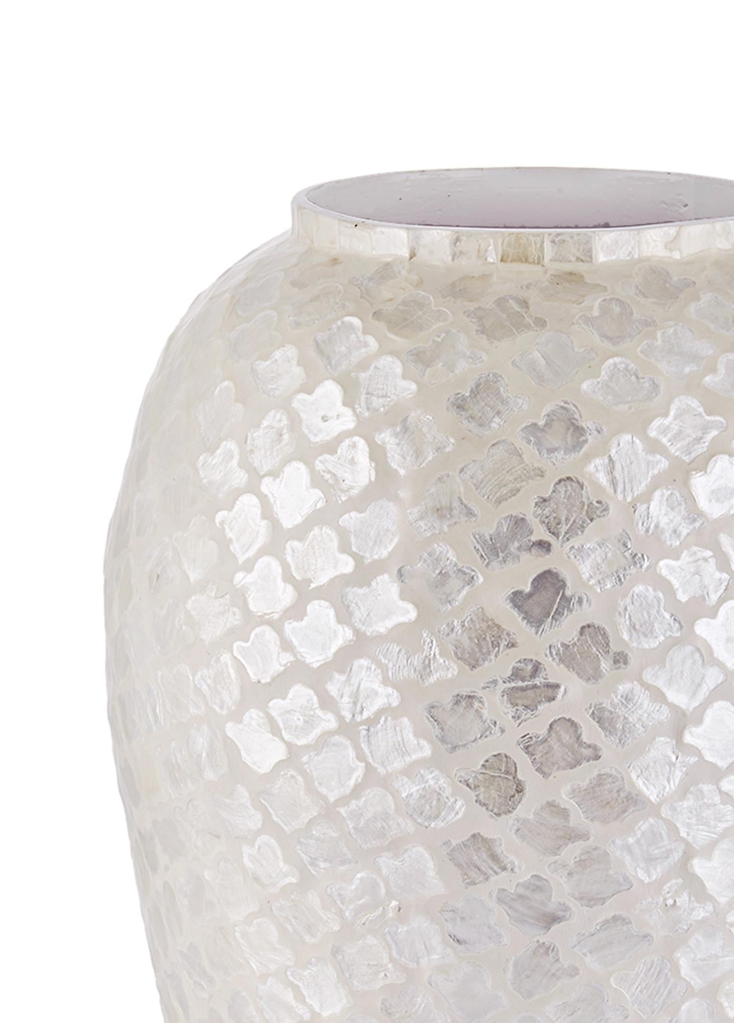 Mother of Pearl Vase 30x35 cm