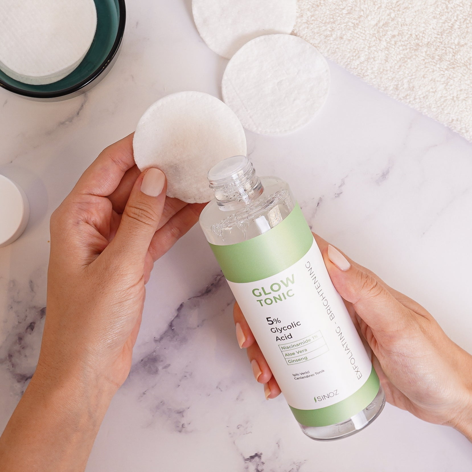 Sinoz Glow Tonic - Pore Tightening Purifying Revitalizing Peeling Effect Glycolic Acid 5% + Niacinamide 1% 200 ml - Exporgin - Global Shopping Site