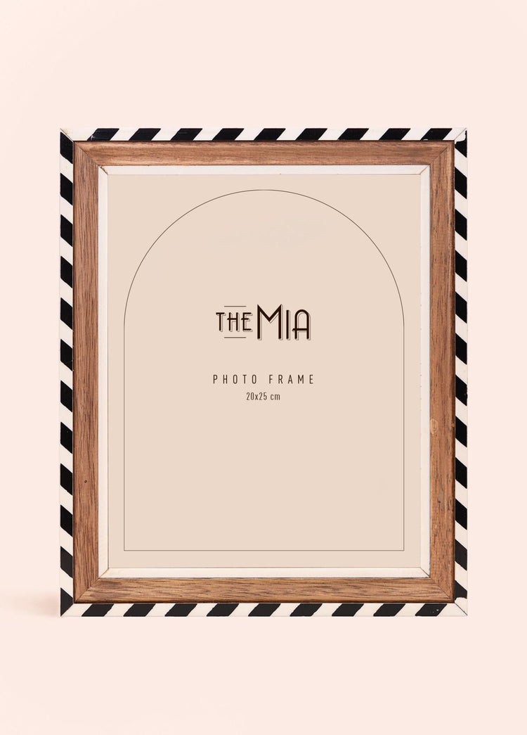 Striped Photo Frame 25x30 cm - Exporgin | Türkiye Comes to You