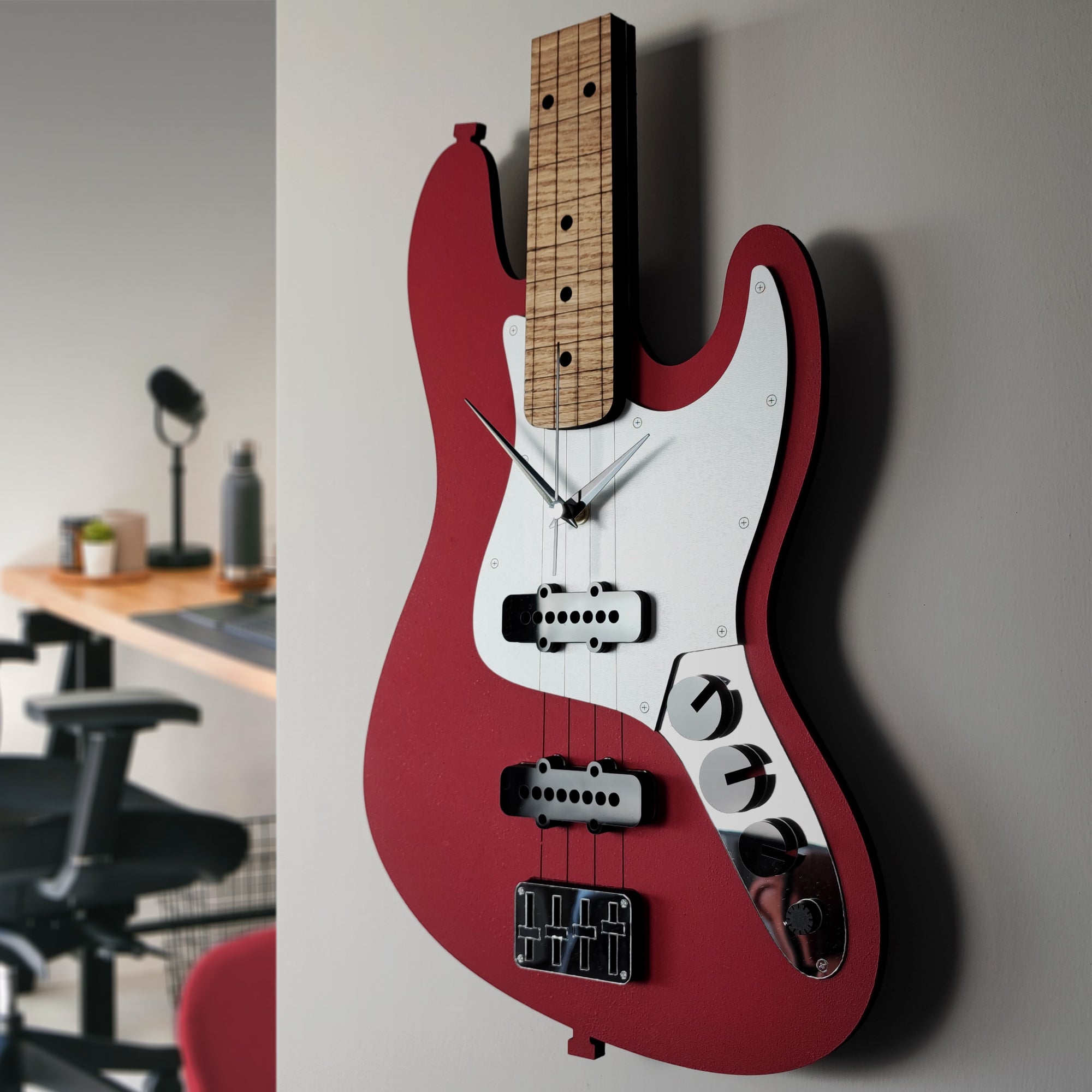 Time Reflection Ultra Realistic Bass Guitar - Shaped 3D Handmade Wooden Wall Clock - Exporgin | Türkiye Comes to You