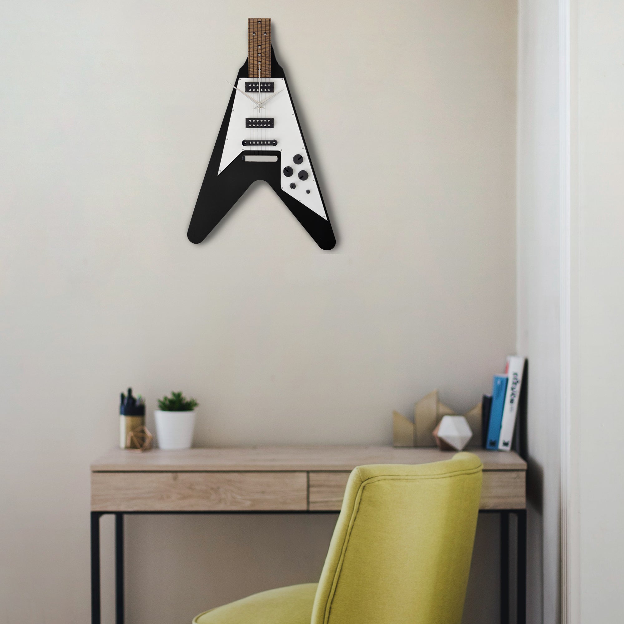 Time Reflection Ultra Realistic V Guitar - Shaped 3D Handmade Wooden Wall Clock - Exporgin | Türkiye Comes to You