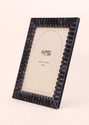 Wavy Photo Frame Black 25x30 cm - Exporgin | Türkiye Comes to You