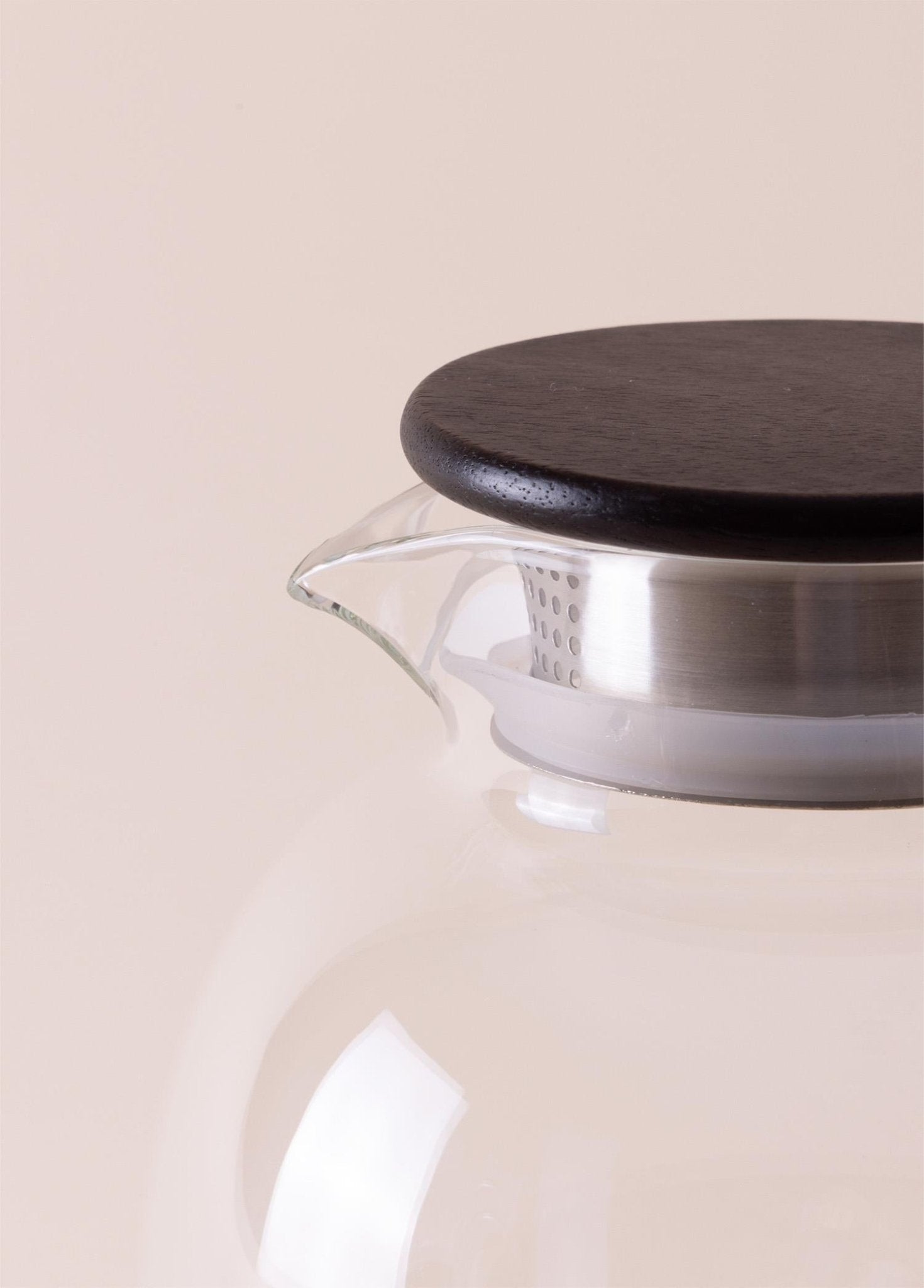 Wooden Glass Jug – Borosilicate & Heat - Resistant with Wooden Lid – 1500cc (16x16x17 cm) - Exporgin - Global Shopping Site